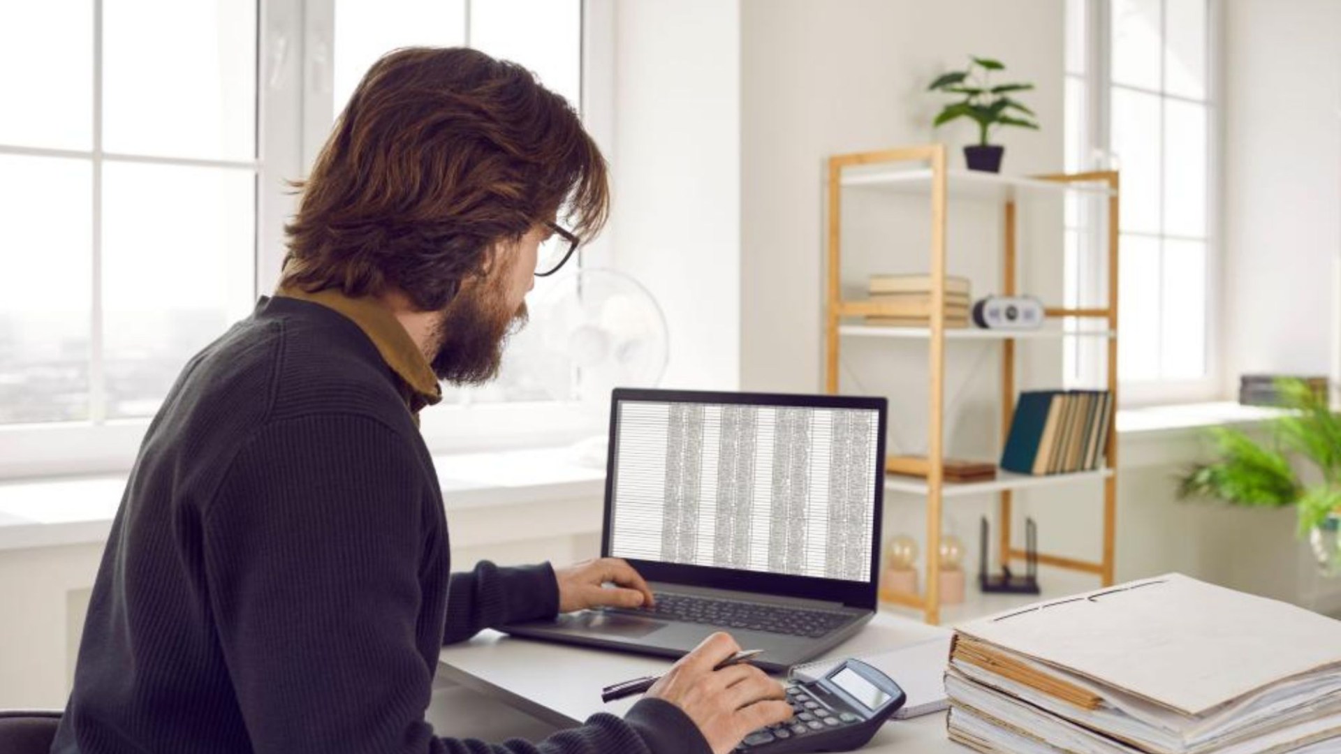 Brits could save nearly £2,000 per year by using these 10 digital tools to track everything from energy usage to petrol