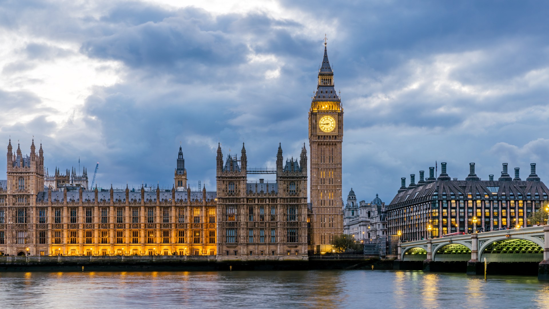 Sinister MI5 warning about Chinese spies targeting MPs sparks demands to sanction Beijing