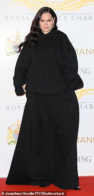 She accessorised with a large gold hoop