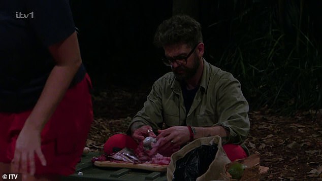 The model, 45, tried to take charge over cooking the fish after Eddie Kadi won six stars in the Bushtucker Trial earlier in the day