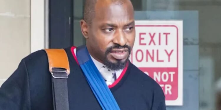 Lunchtime jogger found guilty of pushing pedestrian into London canal and assaulting Good Samaritan