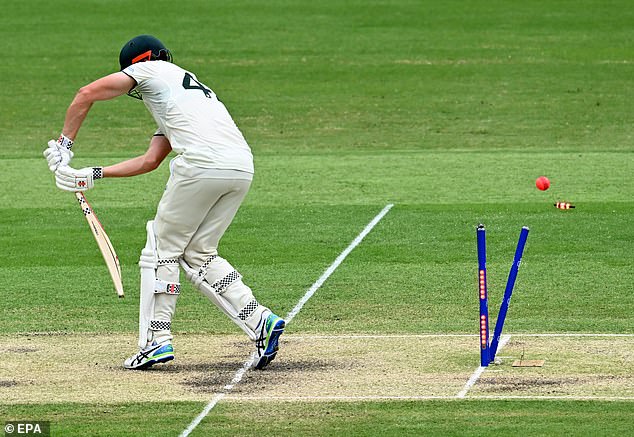 Cameron Green is a huge unit and a candidate for lbw or bowled early on. I’d recommend going slightly fuller at him and trying to nip it back