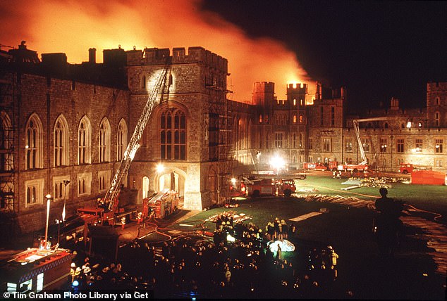 The 15-hour fire, which was not extinguished until 2.30 the following morning, caused damage to 115 rooms, including nine sate rooms. St. George's Hall, a gallery where banquets were held, had collapsed completely, along with the floors of Brunswick Tower