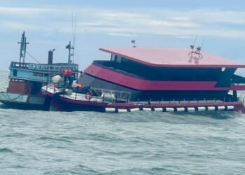 Horror moment tourist ferry SINKS sparking frantic rescue of terrified holidaymakers visiting Brit backpacker hotspot
