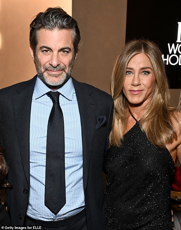 Jennifer brought her boyfriend the ELLE Women in Hollywood event this week, marking their first public outing together and now the wellness coach has dished out relationship advice