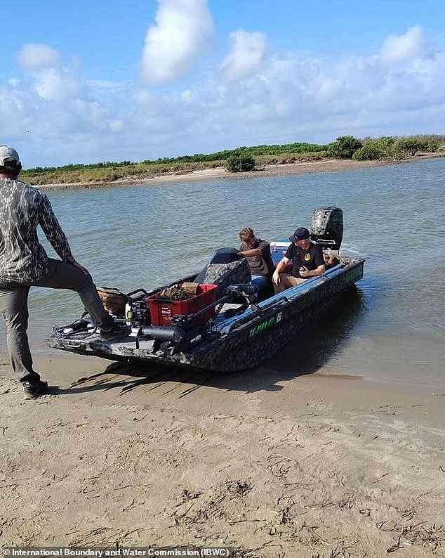 Border intrusion; Americans place warning signs at Baghdad Beach, Mexican officials were then advised to remove them