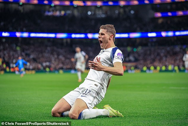 And it influenced Tottenham's thinking when they signed defender Micky van de Ven