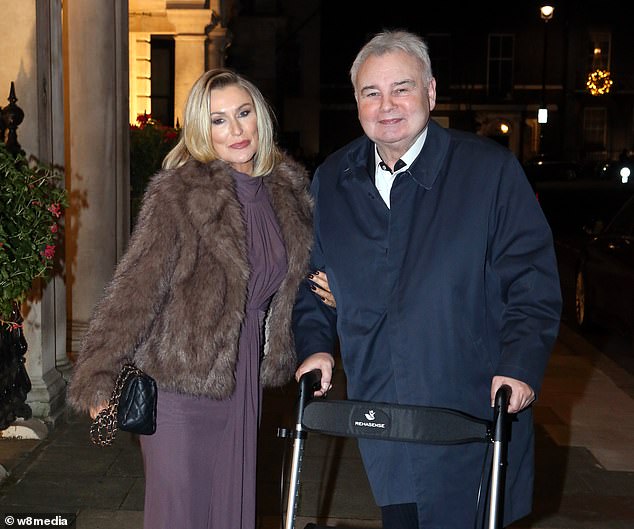 The TV presenter, 65, used just his walker to steady himself as he smiled beside Kate, 43, as they arrived at the billionaire's £150 million home in Mayfair