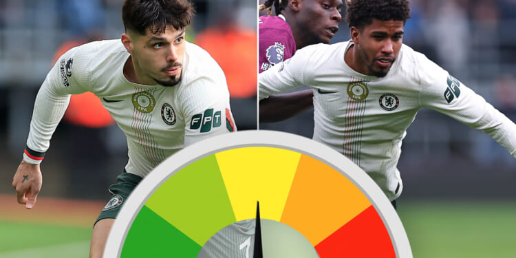 Neto Blues' brightest spark as Guiu impresses in cameo but Santos struggles to replace Caicedo