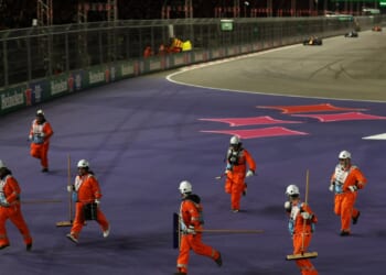 Terrifying scenes as F1 marshals scramble to safety at Las Vegas GP after race control error in front of speeding cars