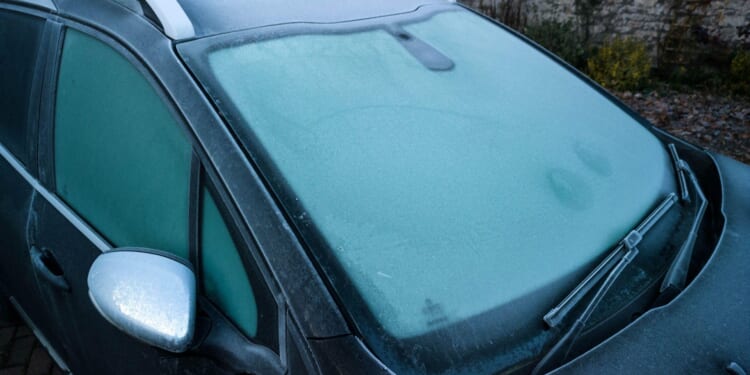 Five cheapest ways to defrost your windscreen WITHOUT wasting any fuel this winter