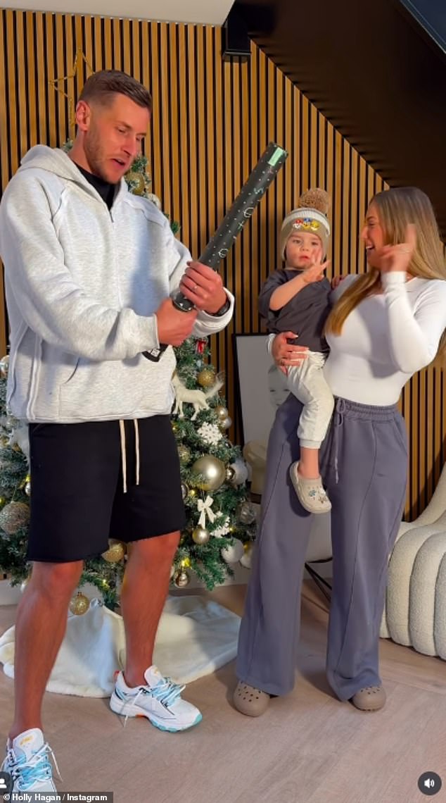 They didn't reveal the gender in the video