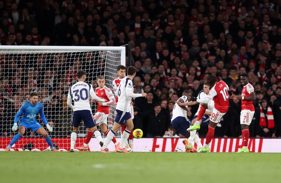 Arsenal v Tottenham Hotspur - Premier League
