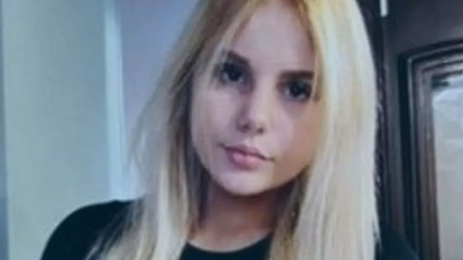 Cops launch urgent search for missing schoolgirl, 12, who vanished in broad daylight