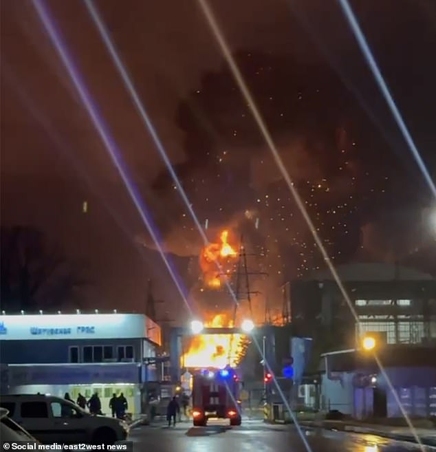 Pro-Kremlin media outlet Readovka and others admitted that power and heating disruptions were felt by residents