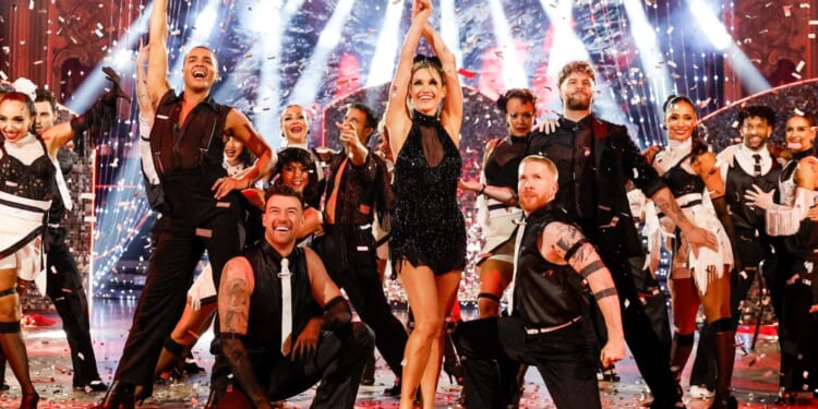 Strictly legends wow viewers with dance floor return as fans beg BBC bosses for All Stars series