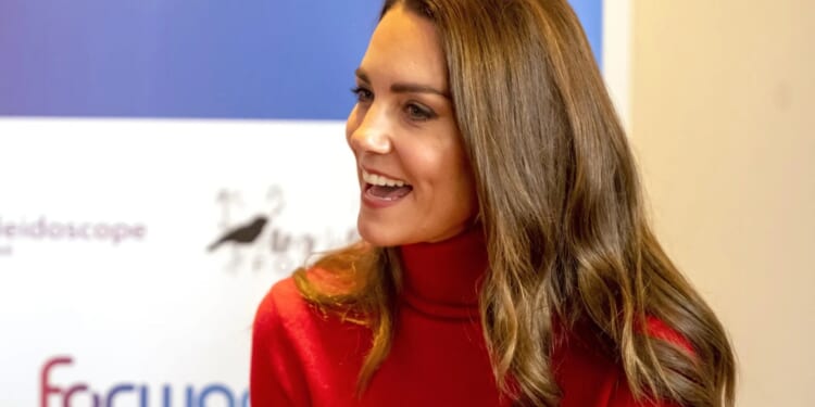 Princess of Wales issues heartfelt plea to society to help addicts & alcoholics as she backs charity's awareness week