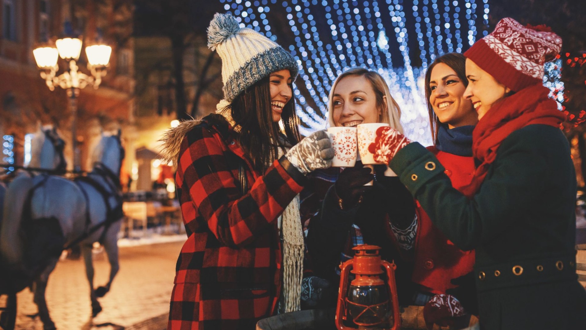 Five savvy ways to celebrate Friendsgiving without forking out the big bucks