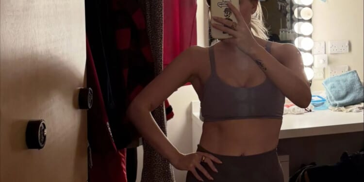 Coronation Street's Lucy Fallon shows off toned abs in gym gear after celebrating engagement and 30th birthday