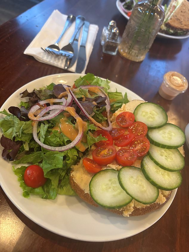 Miranda’s healthy seeded sourdough with hummus, feta and salad only scores 49 and a lukewarm ‘enjoy in moderation’ which surprises her
