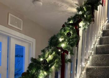 I DIY’ed the best Christmas staircase garland using a £10 B&Q buy and Home Bargains bows
