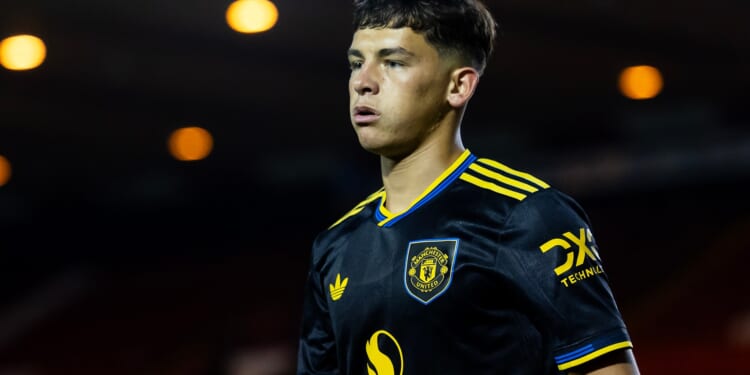 Man Utd include highly-rated academy star Shea Lacey, 18, in squad for first time for Everton clash after Cunha injury