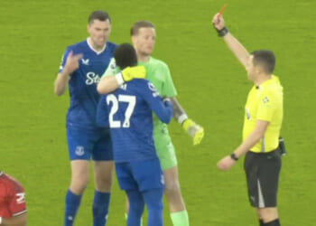 Everton star Gueye sent off for slapping OWN TEAM-MATE before Pickford forces him off pitch vs Man Utd