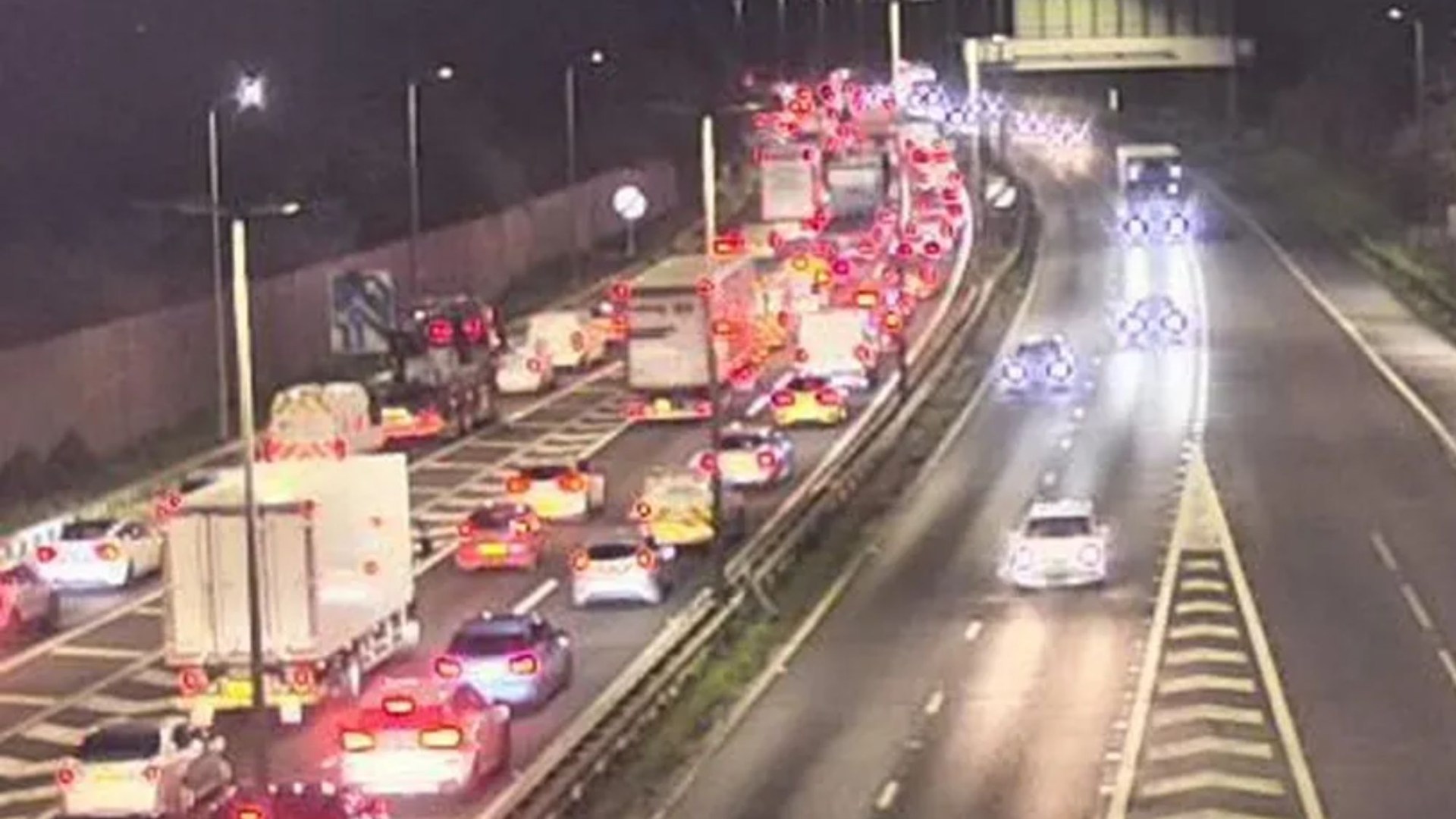 Drivers left with hour-long delays after four-car horror crash on M4 as one lane blocked