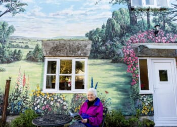 People hail great-grandmother, 94, a ‘genius’ for her dream garden design which means she doesn’t have to lift a finger