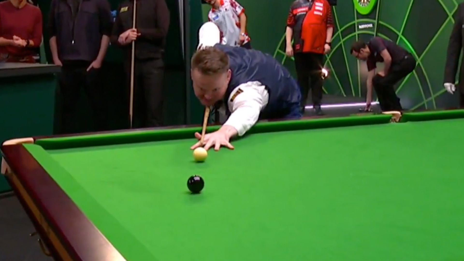 Shaun Murphy makes another sensational 147 break to finally settle debate after heated exchange with Luke Humphries