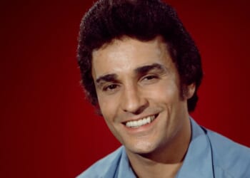 Actor in Oceans Eleven, Rhoda, and Commando dies following heart attack