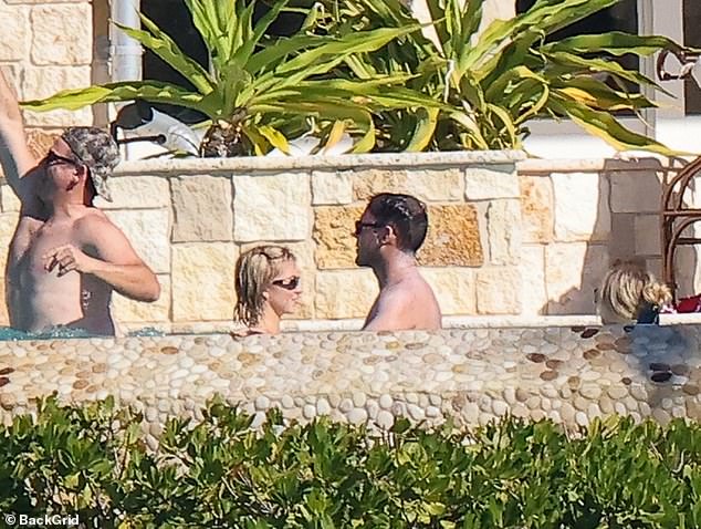 Sydney floated towards her new flame