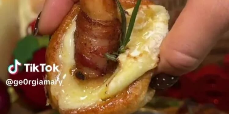 ‘The best thing I’ve ever seen’ people scream as woman shares the perfect way to use your Christmas dinner leftovers