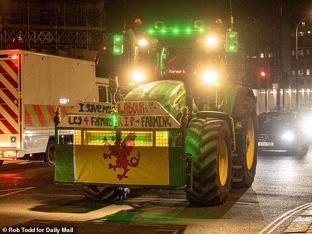 Pictured: Furious farmers defying today's tractor ban as they drive to Westminster in protest over Rachel Reeves ' Budget