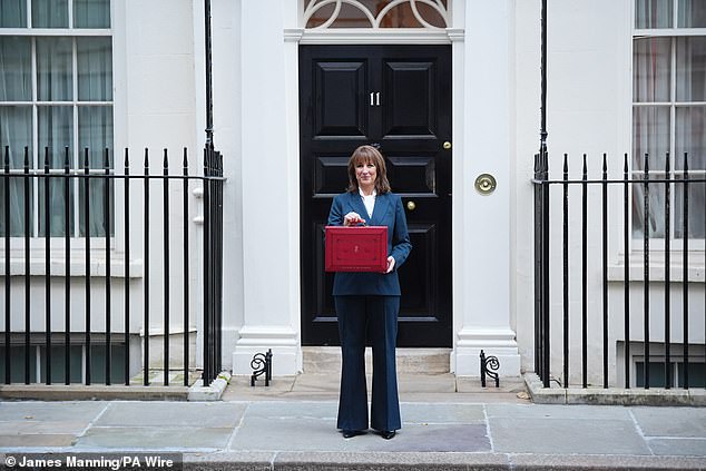 The Chancellor conducted the traditional pre-Budget photo op outside No11