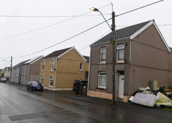 Nightmare neighbour's filthy home has been an eyesore for months