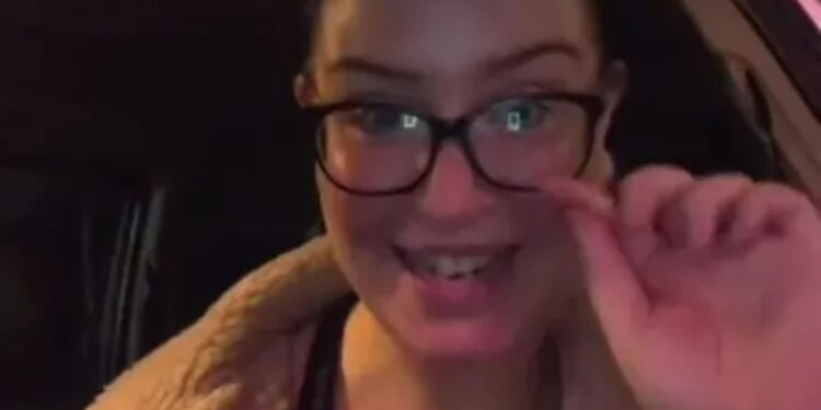 Mum left stunned as the dress she bought off Vinted arrives in a VERY unusual box & others agree it 'takes the biscuit'