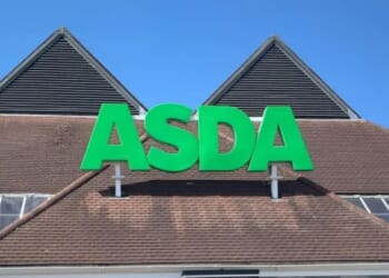 Asda is treating customers to a £5 Christmas bonus