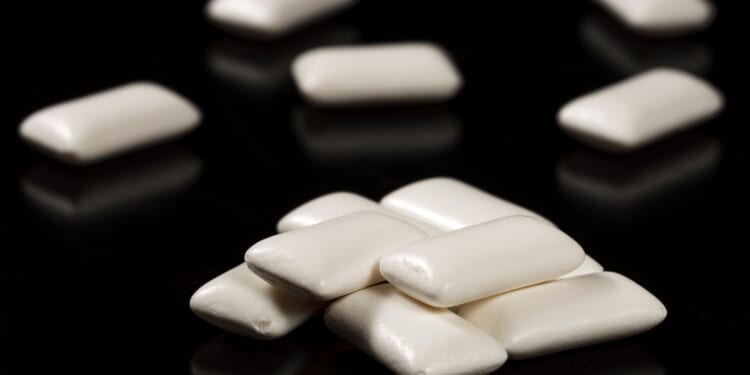 Common ingredient used in fizzy drinks, chewing gum and toothpaste is linked to deadly liver disease, scientists war