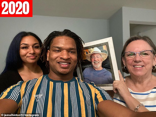 For Dench's first Thanksgiving without her husband in 2020, she hosted an early dinner attended by Hinton and Mikaela, as well as her daughter and her grandson