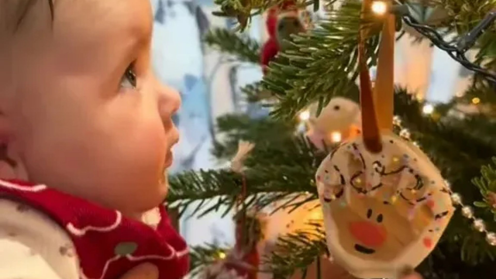 The EXACT recipe you need to make adorable salt dough hand and foot decorations for your kids this Christmas