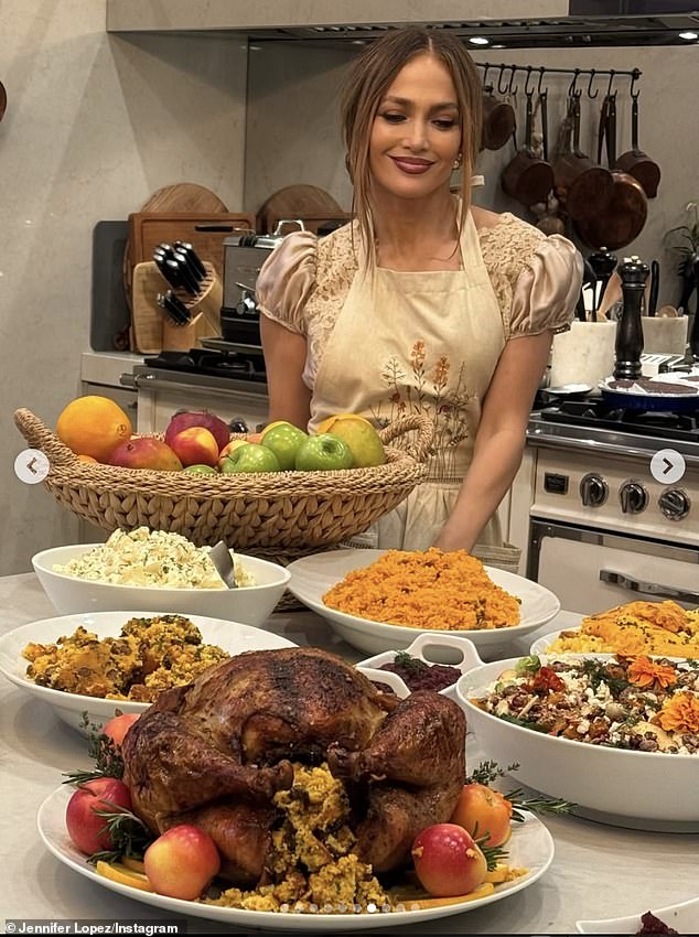 The two-time Grammy nominee captioned her Instagram post: 'These are a few of my favorite things¿ Happy Thanksgiving everybody I hope you all had a beautiful day!'