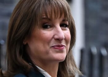 Furious pub chiefs accuse Rachel Reeves of favouring Amazon over boozers after business rates relief axed