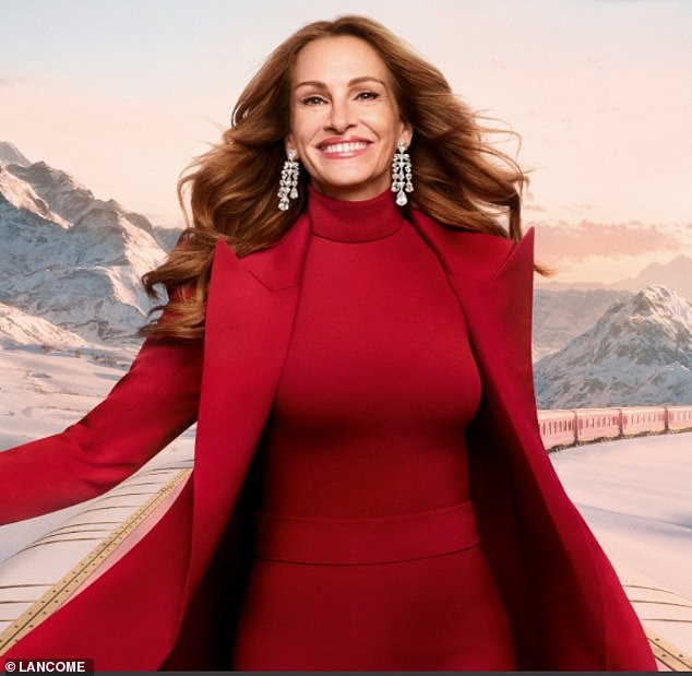 Roberts looked very youthful in her new Lancôme holiday campaign