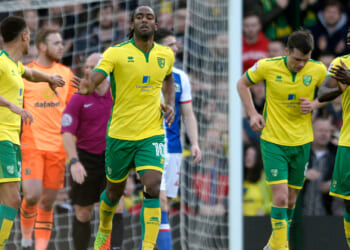 Former Premier League striker comes out of retirement to join 12th-tier side in shock move