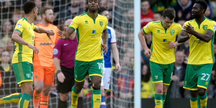 Former Premier League striker comes out of retirement to join 12th-tier side in shock move