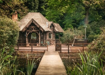 English holiday cottage that’s one of the cosiest in the UK and people say it is like stepping into a fairytale