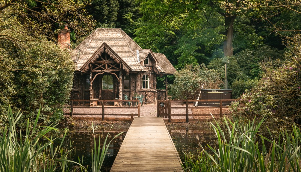 English holiday cottage that’s one of the cosiest in the UK and people say it is like stepping into a fairytale