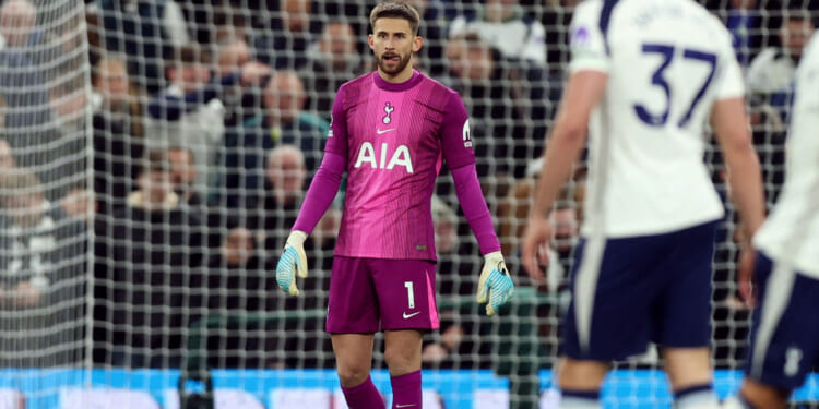 'Sub him off right now'