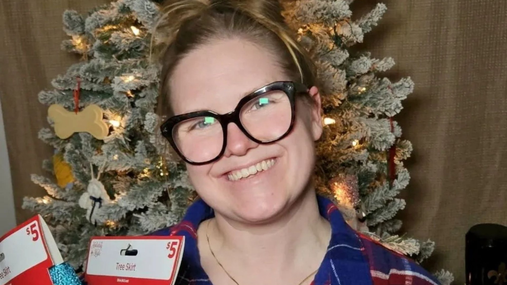 I’m a coupon queen, I save almost £500 a year on Christmas gifts but anyone can do it, here’s my top tips